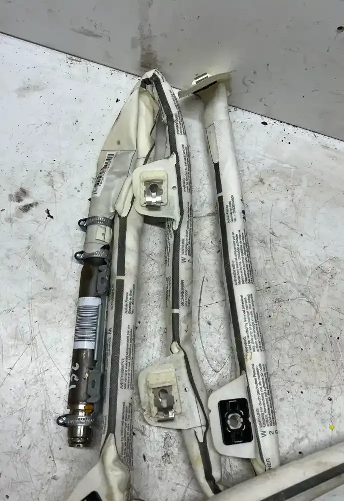 204460905 штора подушок безпеки Mercedes-Benz C W204 2011