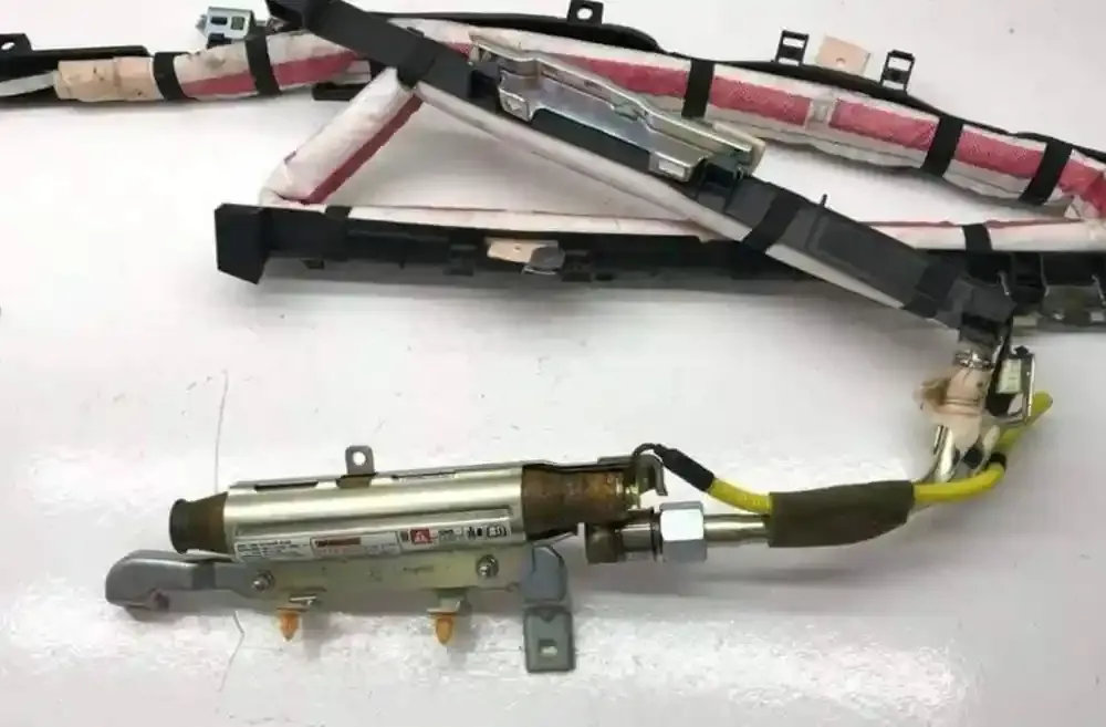 383360125895 штора подушек безопасности Honda CR-V 2008