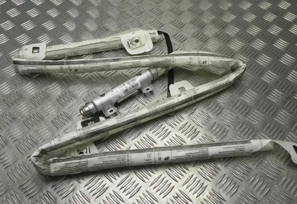 M3030 штора подушок безпеки Mercedes-Benz C AMG W204 2009