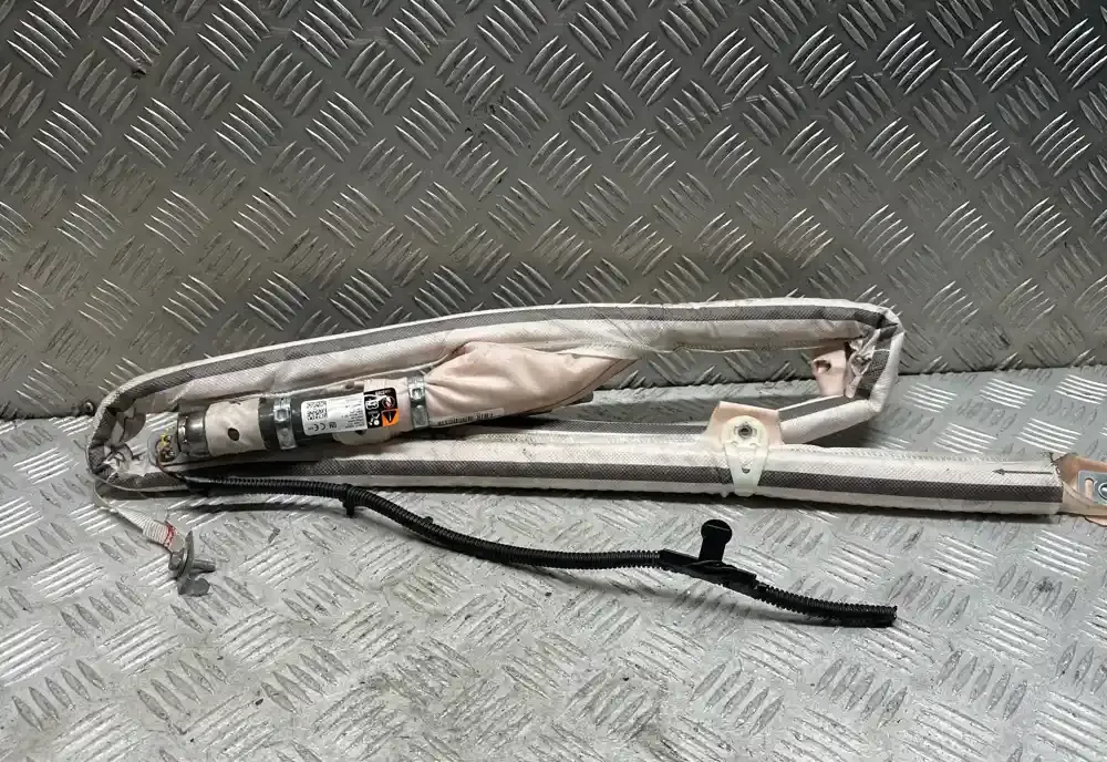 39090774 штора подушок безпеки Opel Astra K 2019
