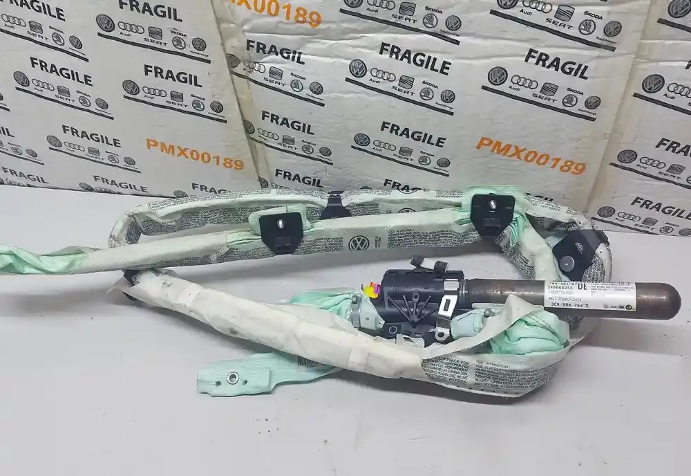 1024573660620 штора подушек безопасности Volkswagen PASSAT B6 2007
