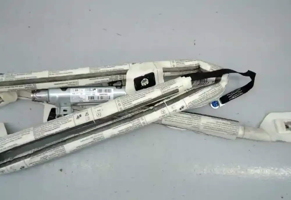 2048600705161 штора подушек безопасности Mercedes-Benz C W204 2007