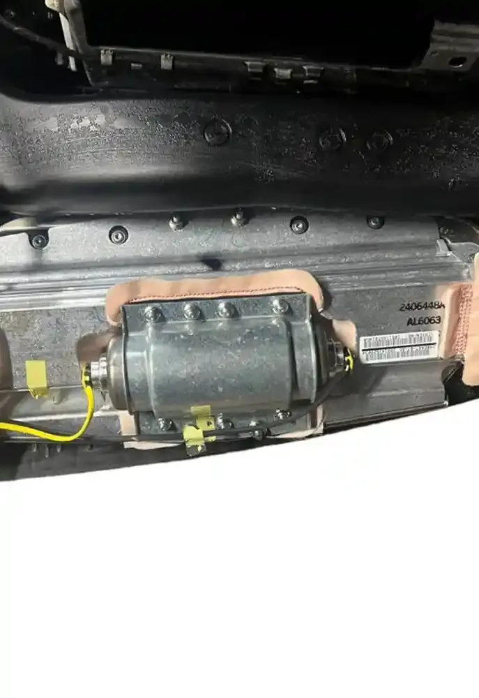 70W1011 штора подушек безопасности BMW X5 E70 2010