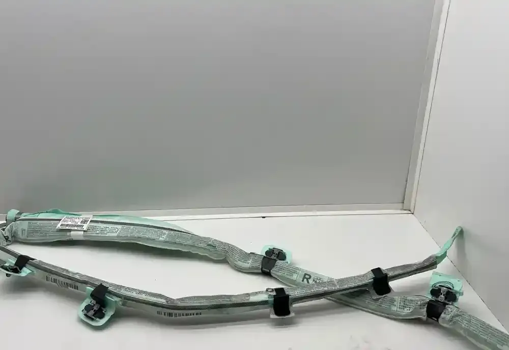 34104145C штора подушок безпеки Audi A3 S3 8V 2013