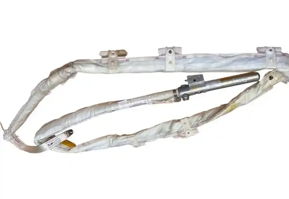 856963836001H штора подушек безопасности BMW 5 E60 E61 2009