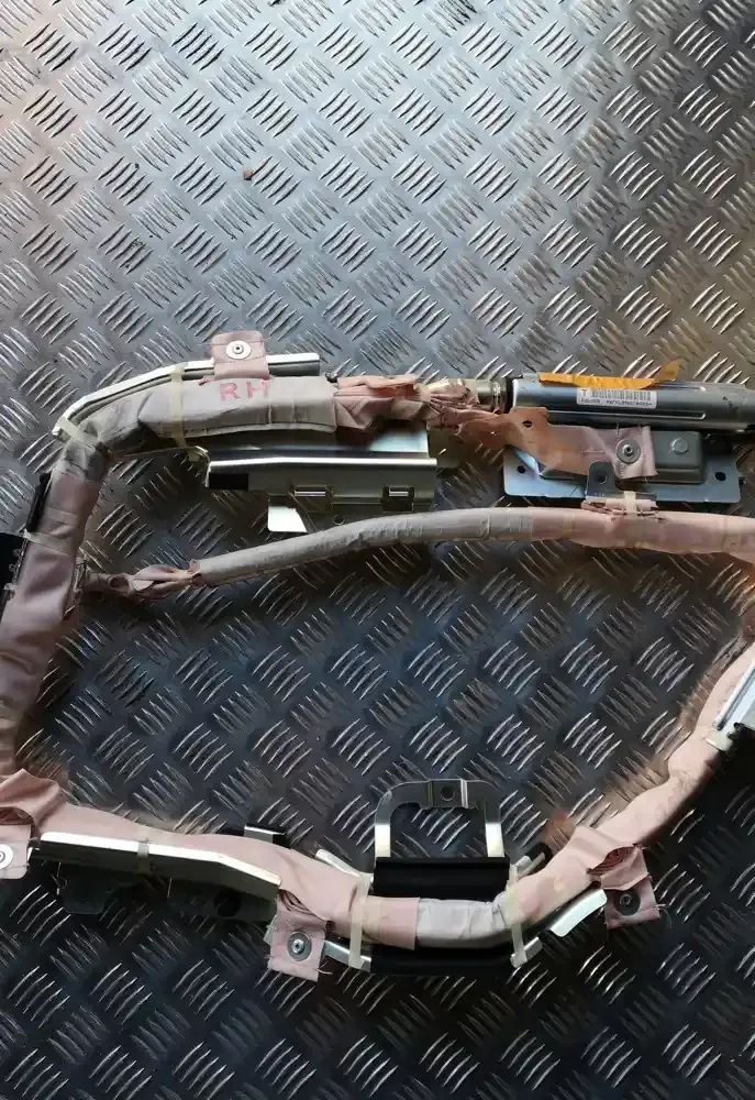 WYL2N019025 штора подушек безопасности Subaru Outback 2011