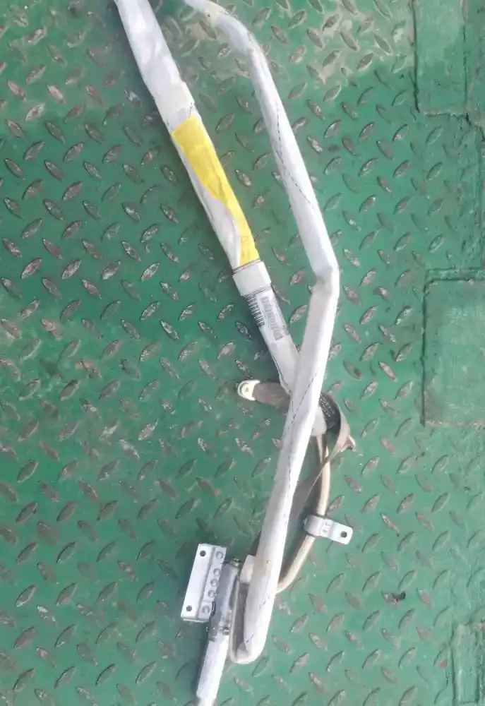 04B0891B04826 штора подушек безопасности BMW 5 E60 E61 2004