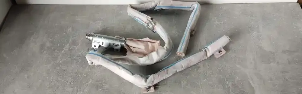 72117329051 штора подушок безпеки BMW 2 F46 2017