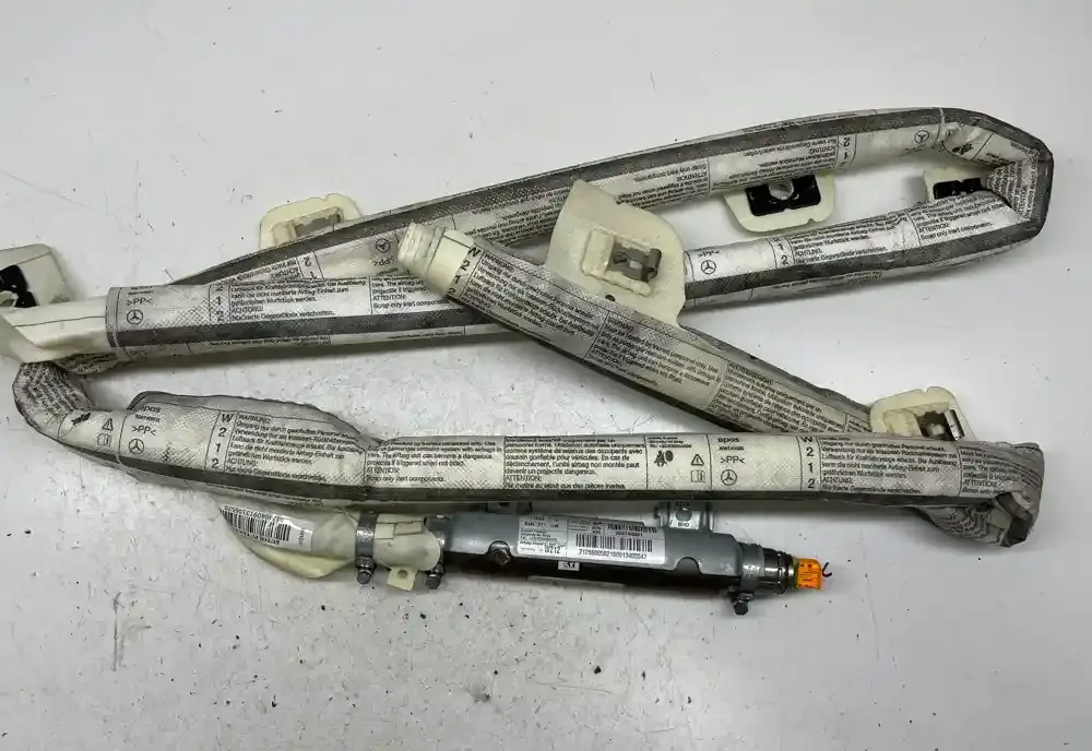 21286005021 штора подушок безпеки Mercedes-Benz E W212 2010