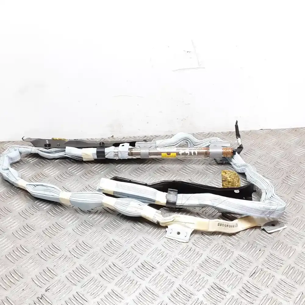GDT38045222 штора подушек безопасности Toyota Prius (NHW20) 2008