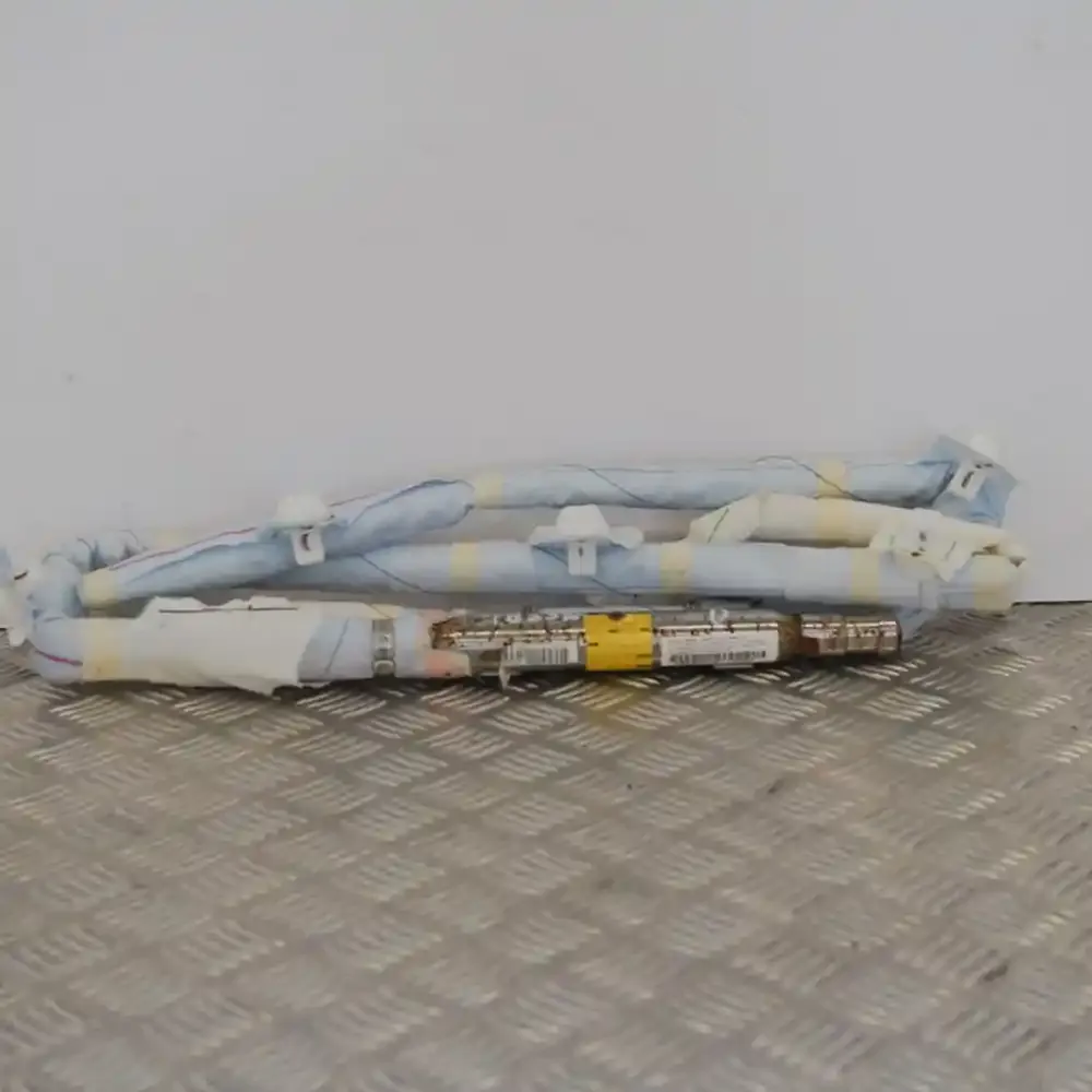 800669311QP6 штора подушек безопасности Toyota Verso-S 2013