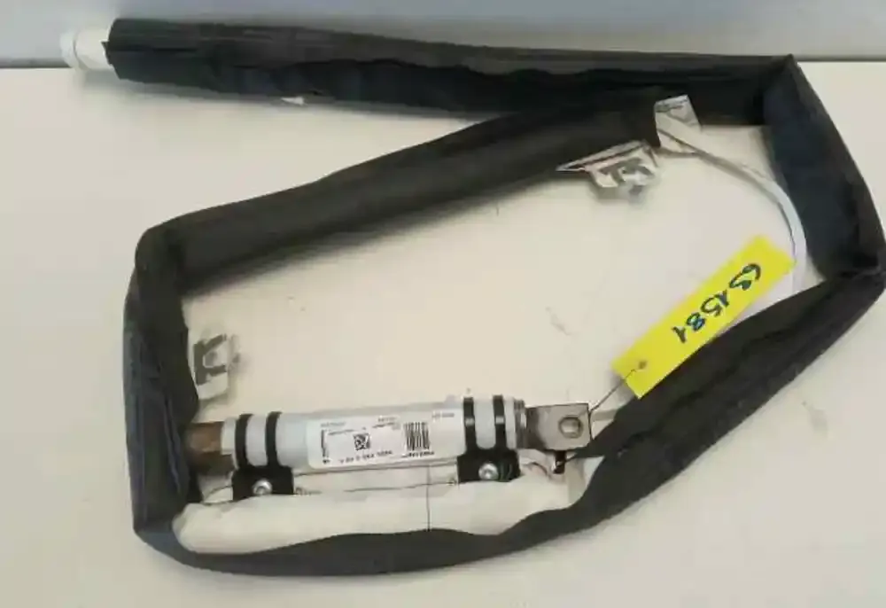 620667900C010 штора подушок безпеки Renault Megane III 2009