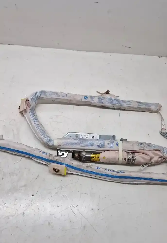 10B348ST0418 штора подушок безпеки BMW 7 F01 F02 F03 F04 2011