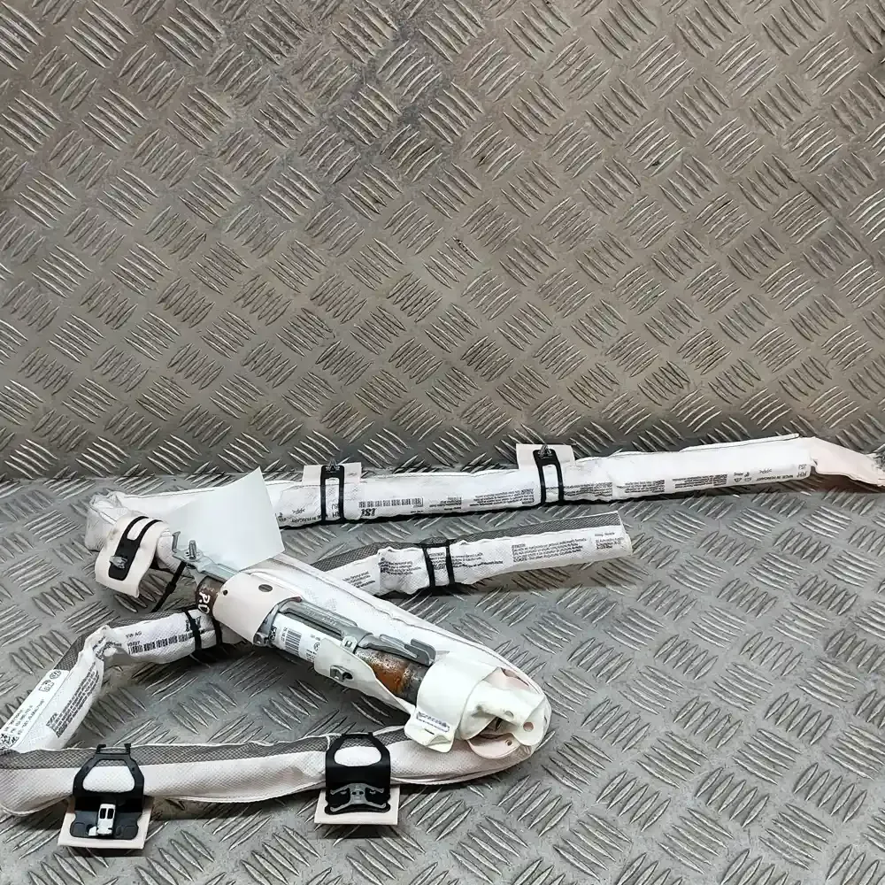 10A880742H штора подушек безопасности Volkswagen ID.3 2023