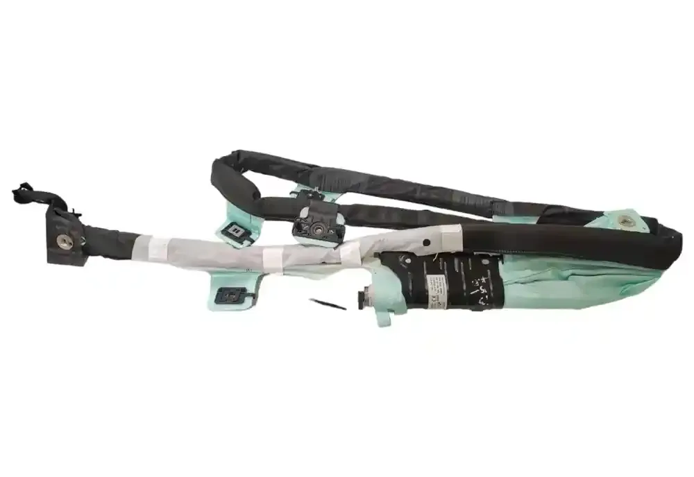 34132839G штора подушок безпеки BMW i3 2015