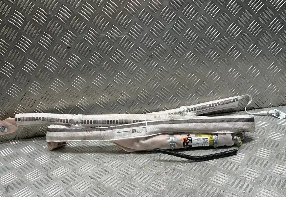 39187599 штора подушок безпеки Opel Astra K 2020