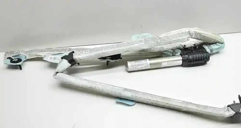 85695648405 штора подушек безопасности BMW 1 E81 E87 2008