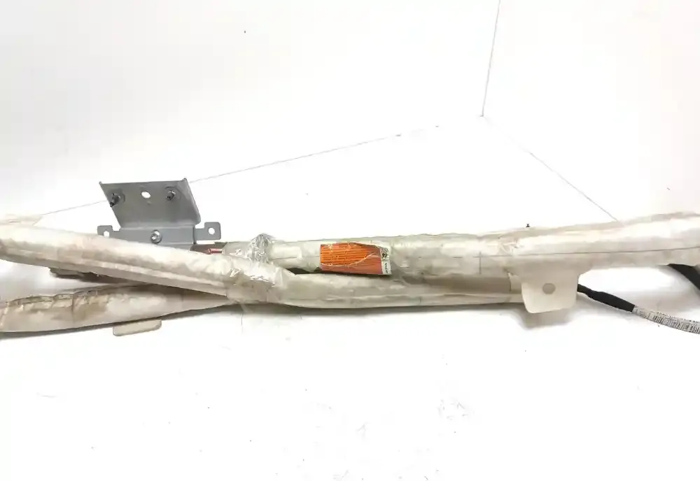 384112072590546 штора подушек безопасности Volvo V70 2008