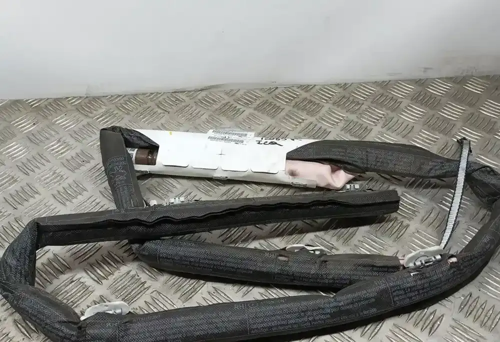 34184492C штора подушек безопасности Peugeot 5008 2009