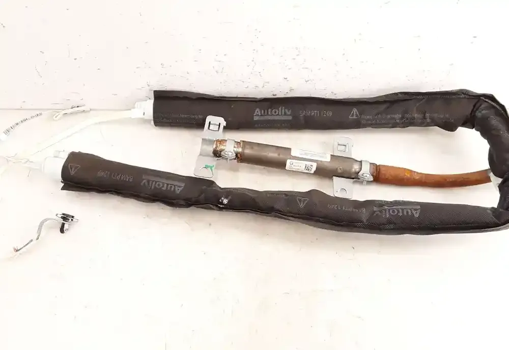 9041518 штора подушок безпеки Renault Laguna III 2009