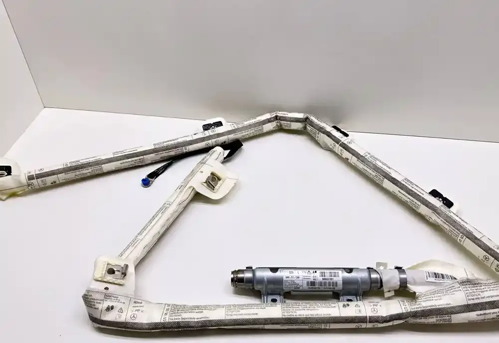 606037201 штора подушек безопасности Mercedes-Benz C W204 2010