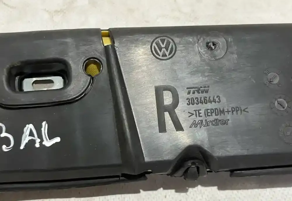30346443 штора подушок безпеки Volkswagen Touran I 2003