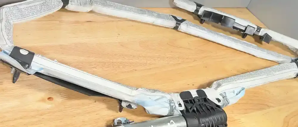 102578547007 штора подушок безпеки BMW 3 E90 E91 2008