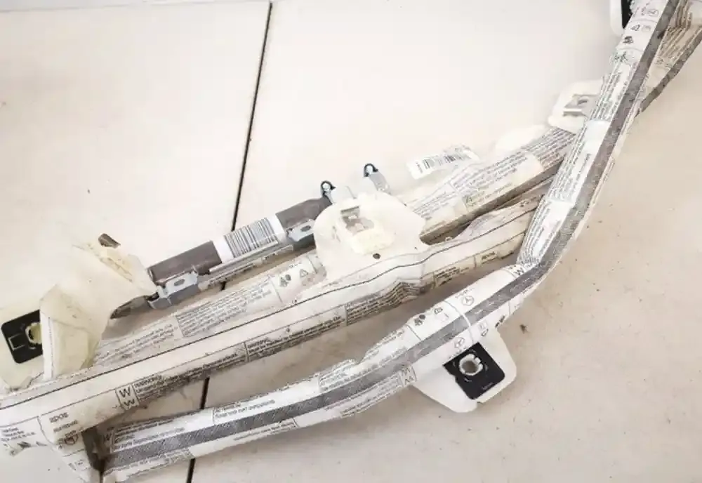 2048600060 штора подушок безпеки Mercedes-Benz C AMG W204 2008