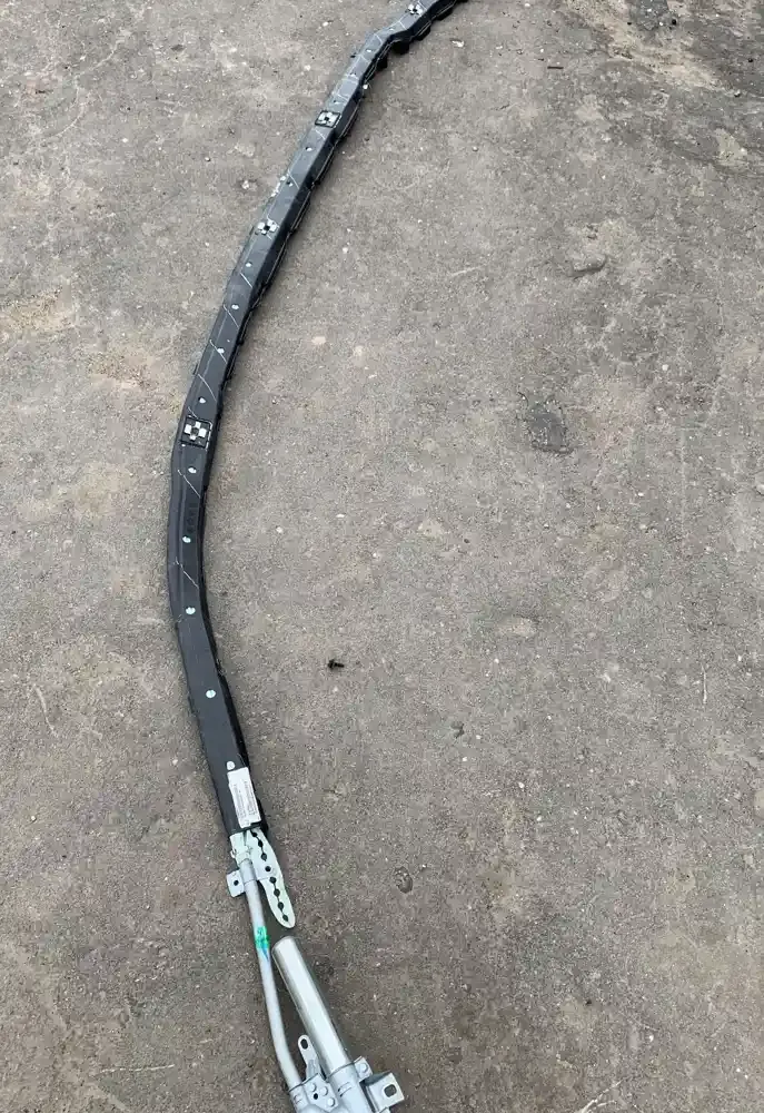 2518601205000605821185 штора подушок безпеки Mercedes-Benz R W251 2009
