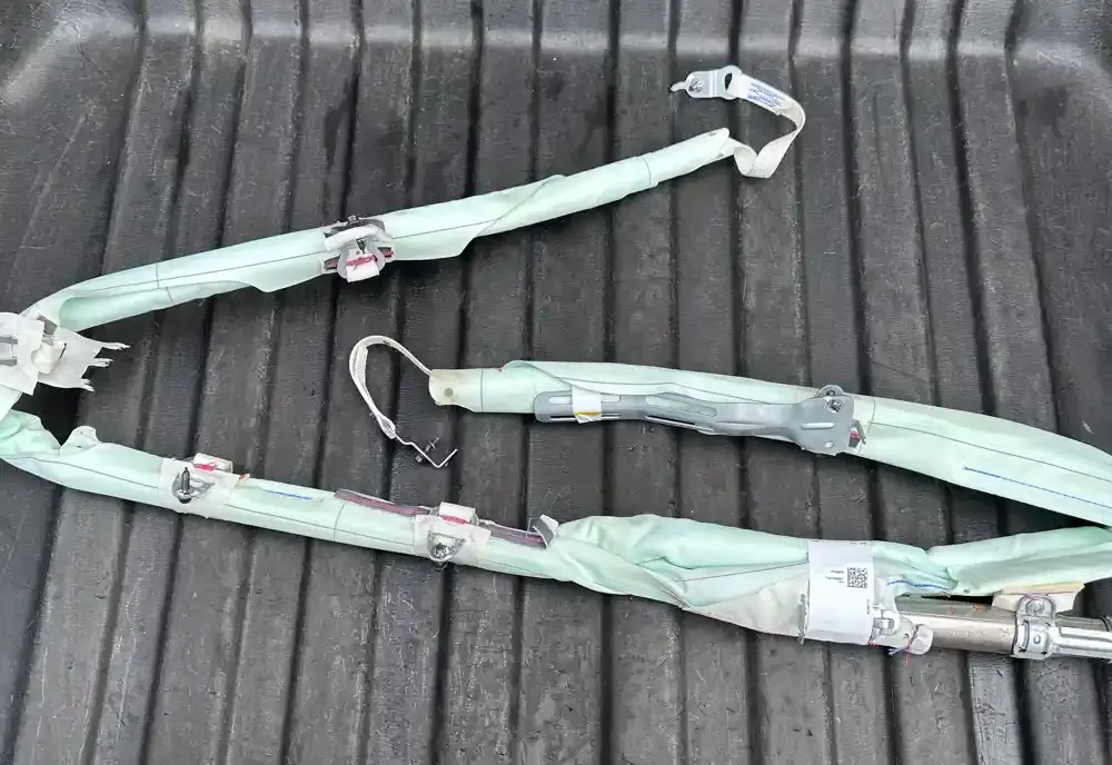 P31455873 штора подушок безпеки Volvo S90, V90 2018