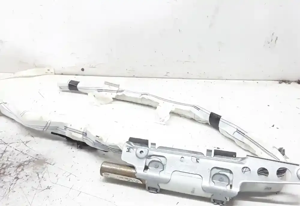 RBG75S10749 штора подушек безопасности Opel Astra H 2007