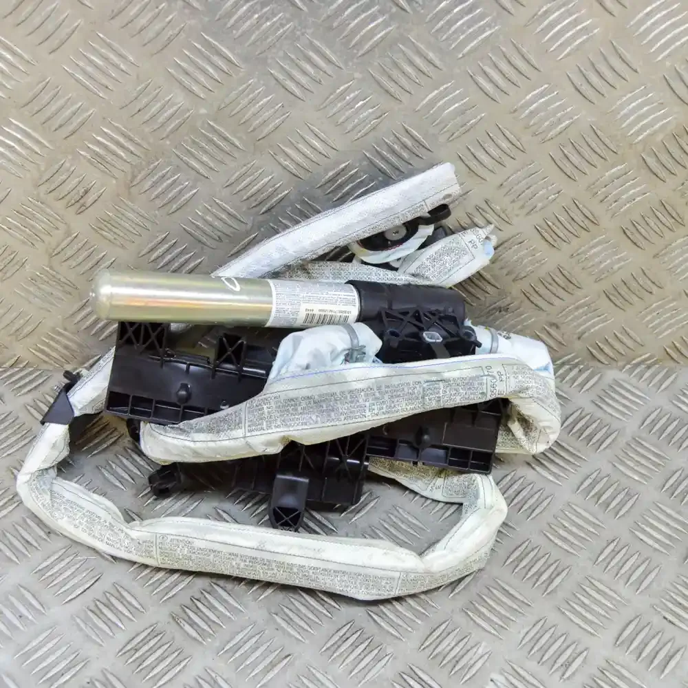 30355250E штора подушок безпеки BMW 1 E81 E87 2008