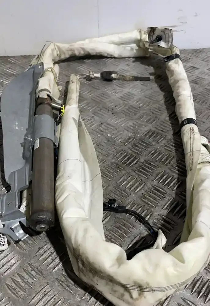 Y800086AS штора подушек безопасности Volkswagen Tiguan 2015
