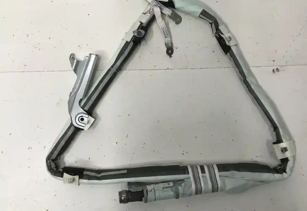 639609900 штора подушок безпеки BMW X6 G06 2021