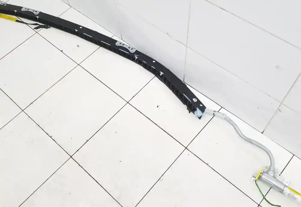 30321801C штора подушек безопасности Mercedes-Benz C W203 2001