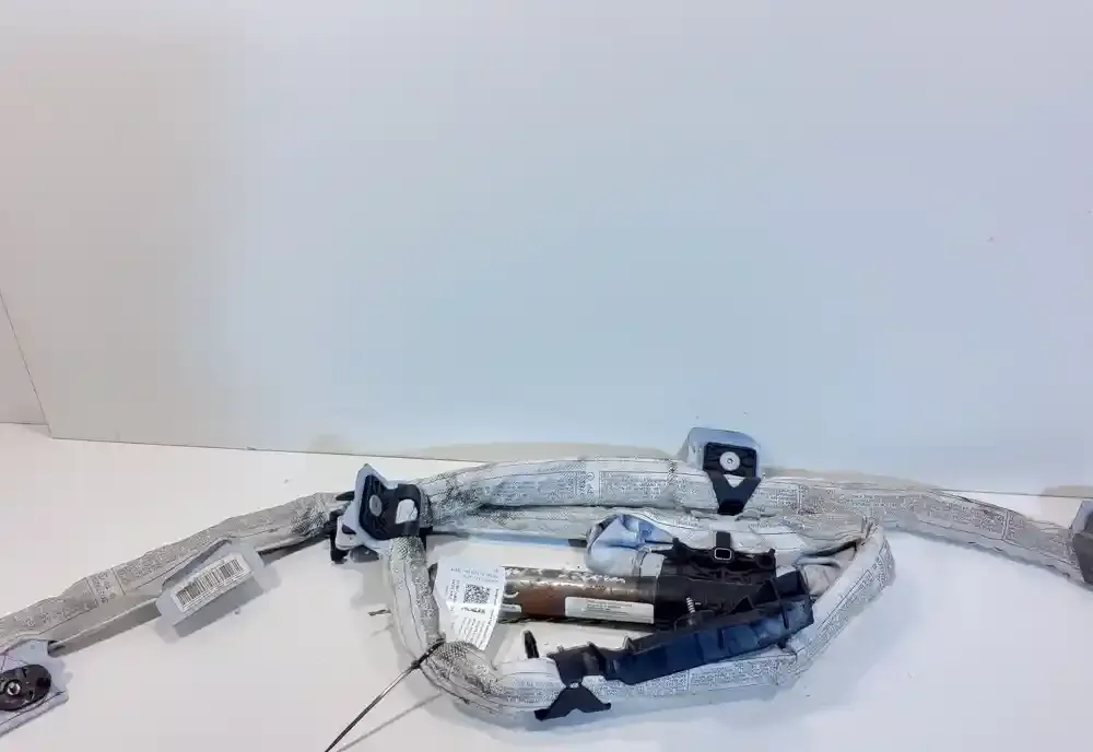 84695648309O штора подушок безпеки BMW 1 E81 E87 2009