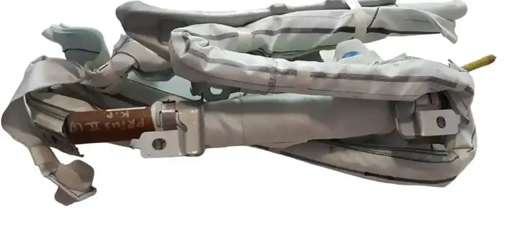 Y5L284KBANB штора подушек безопасности Toyota Prius (XW30) 2012