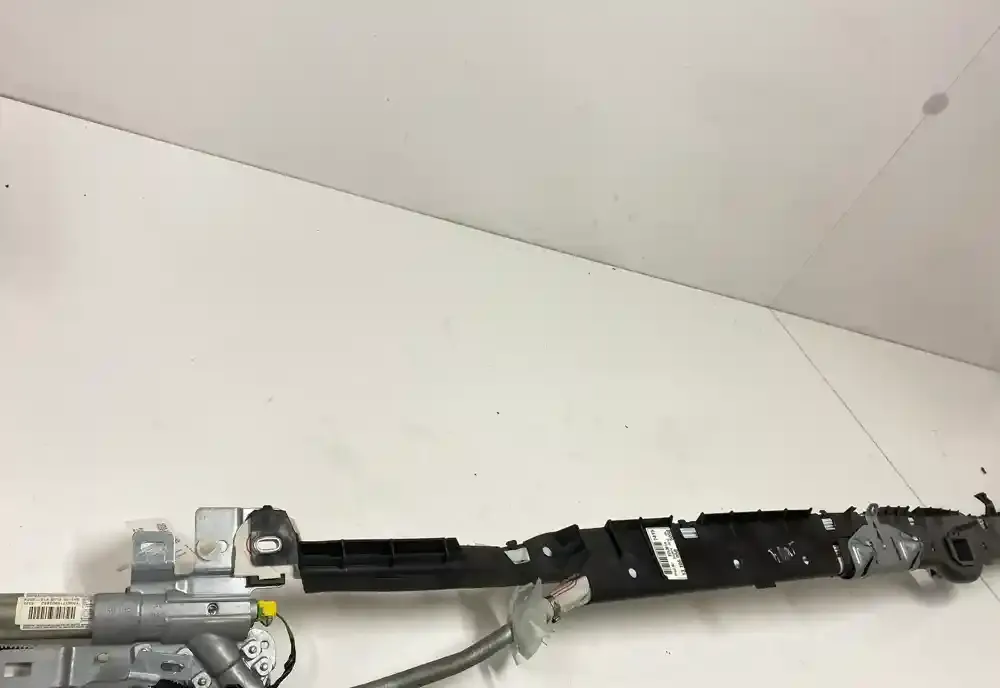 305333099AA штора подушек безопасности Opel Vectra C 2007