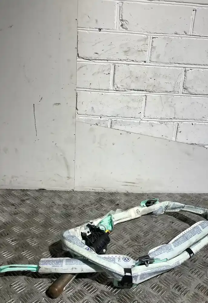 TPA005BBHE2 штора подушек безопасности Volkswagen PASSAT B6 2010