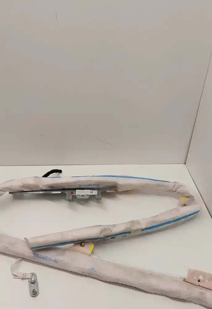 FW2D1124408 штора подушек безопасности BMW 5 F10 F11 2011