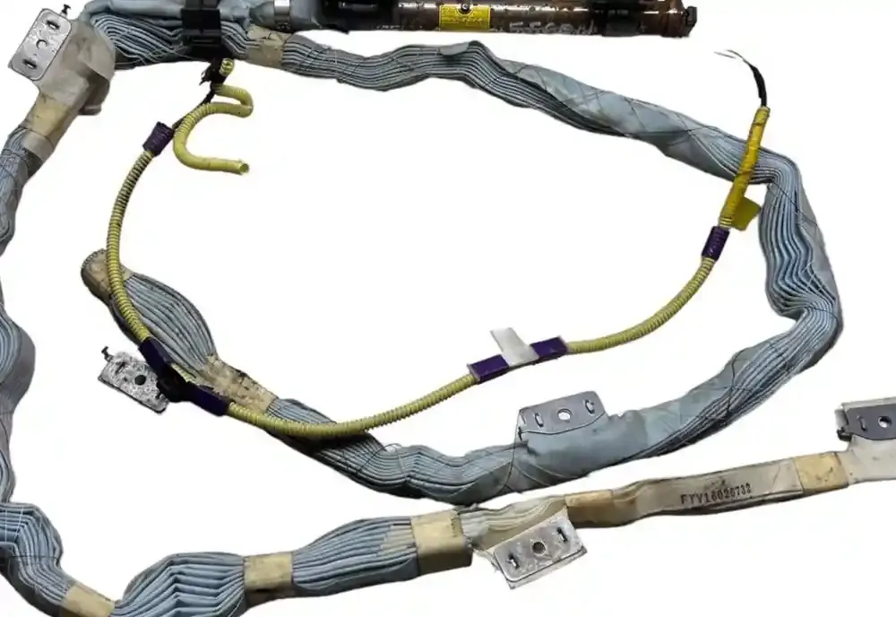 FYV16026732 штора подушек безопасности Lexus GS 300 350 430 450H 2006
