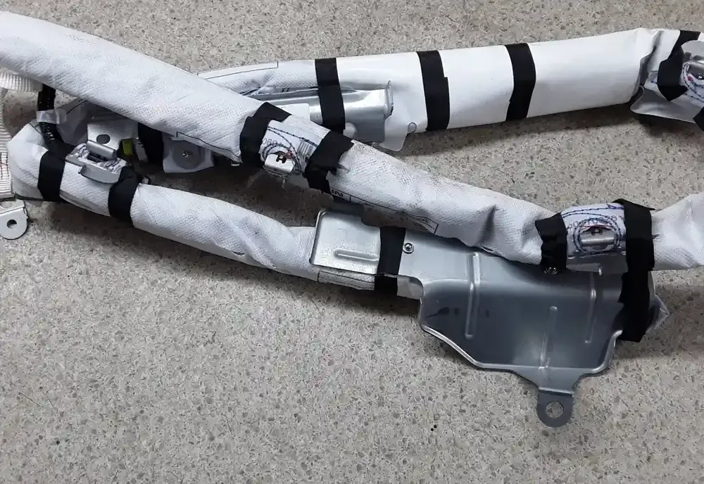 34269800A штора подушек безопасности Nissan Leaf II (ZE1) 2019