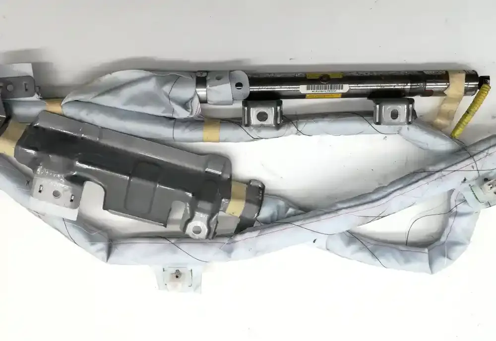 6218012020 штора подушек безопасности Toyota Auris 150 2008