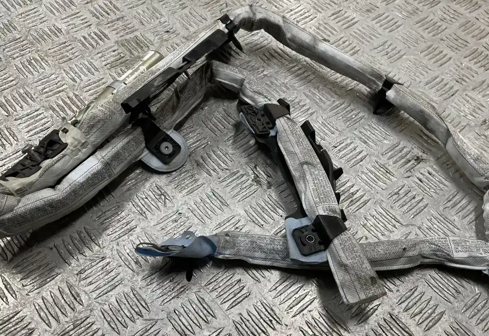 846966859043 штора подушек безопасности BMW 3 E90 E91 2010