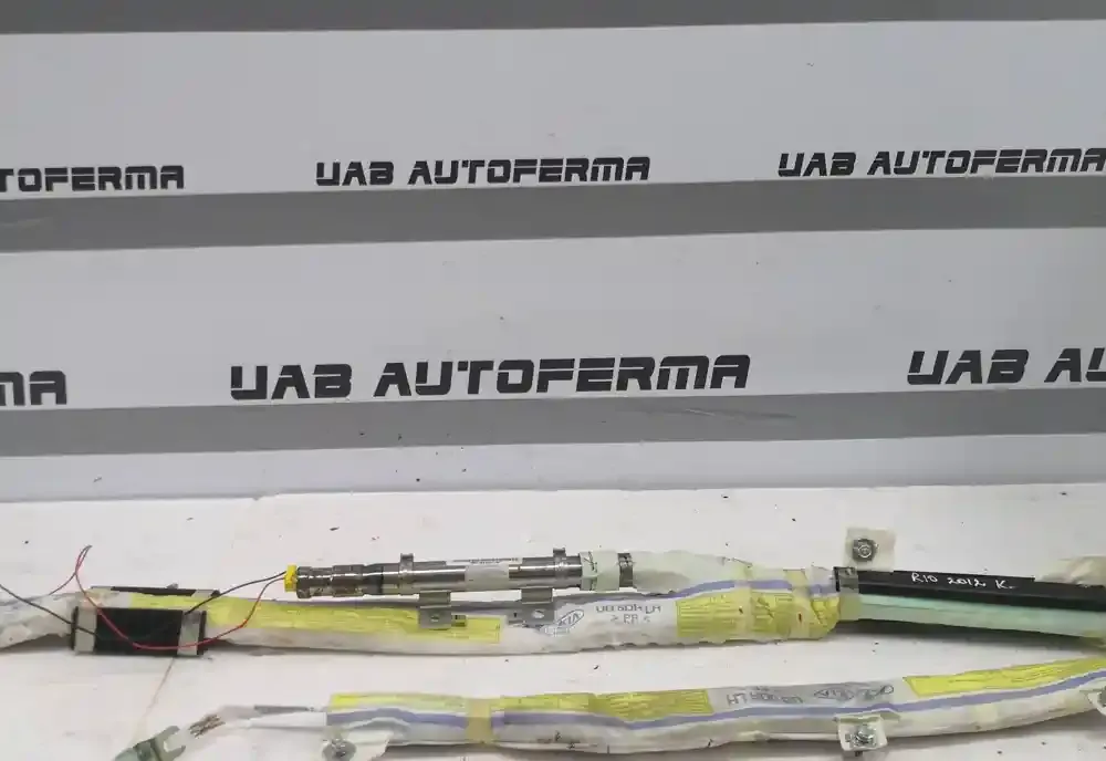 1W85010000 штора подушек безопасности KIA Rio 2013