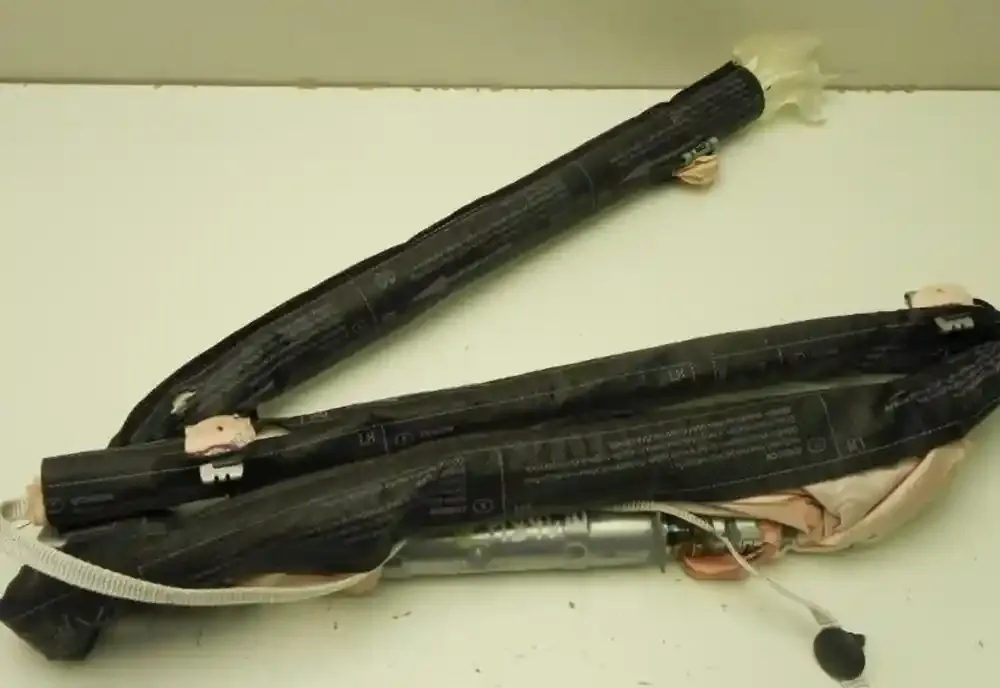 M1684 штора подушок безпеки Citroen C5 2009