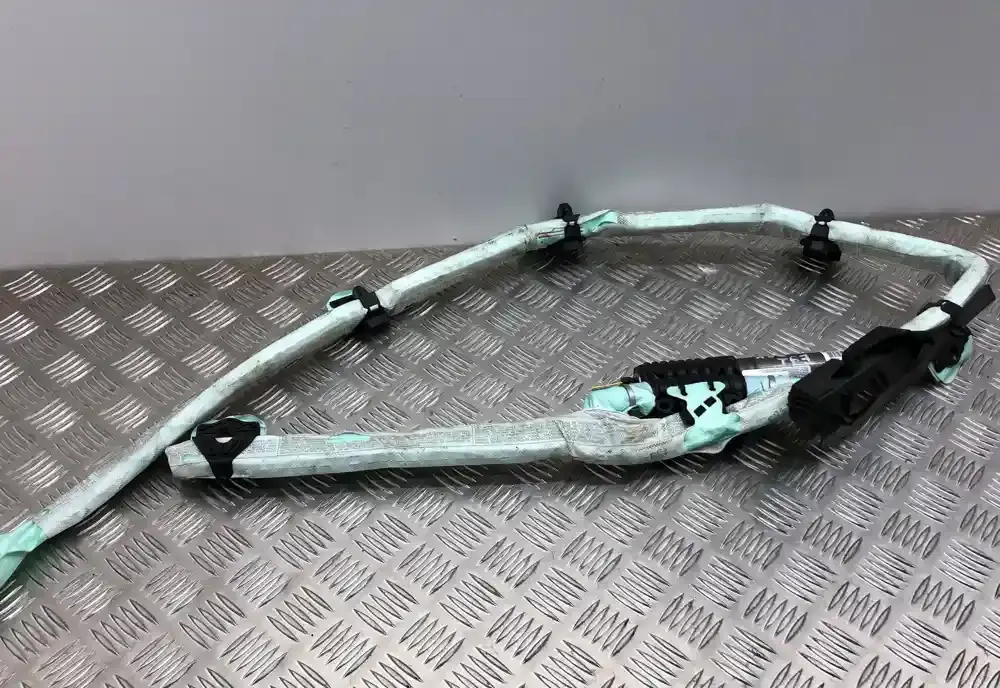 847118311170 штора подушек безопасности BMW 3 E92 E93 2011