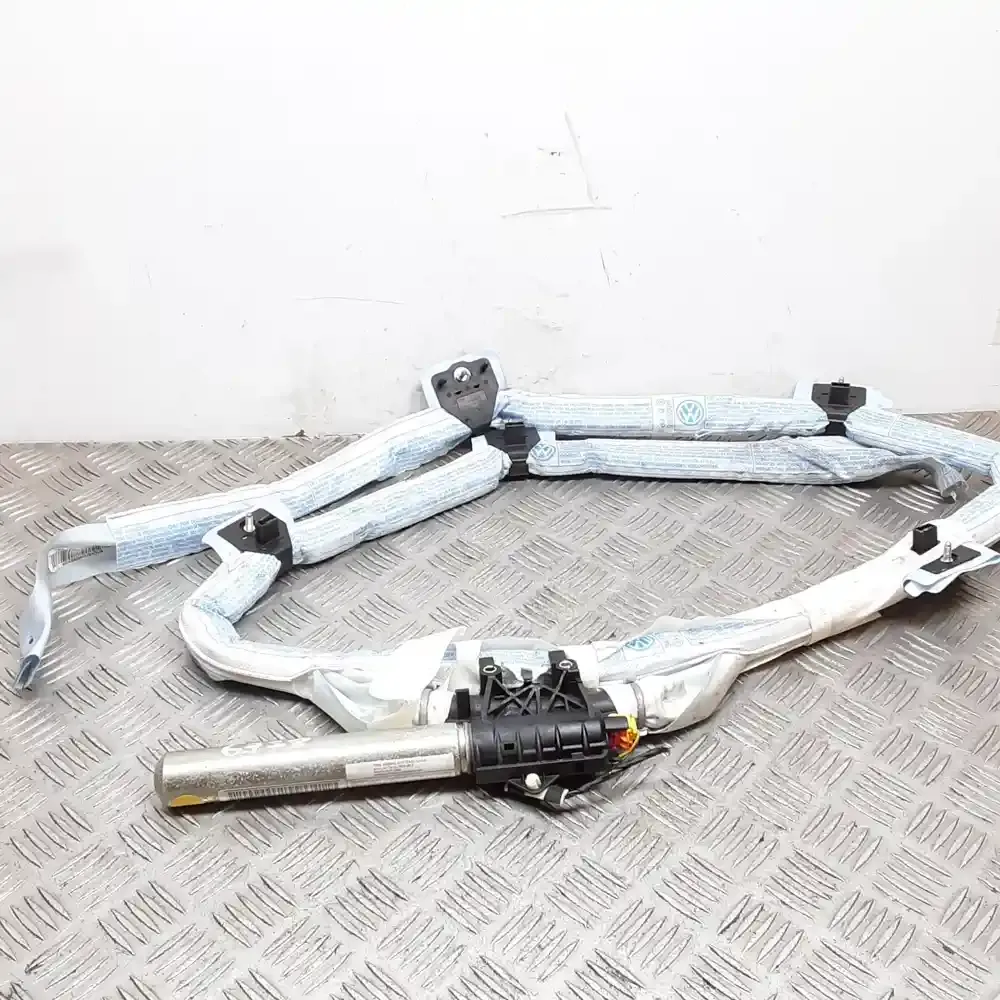 1013694601225 штора подушек безопасности Volkswagen PASSAT B6 2005