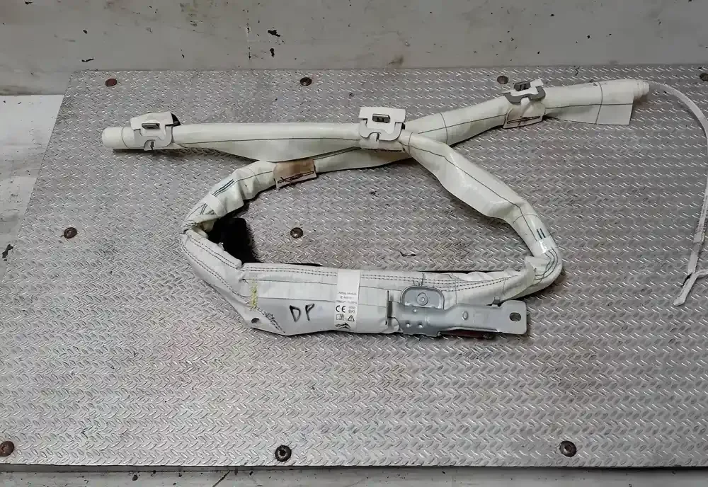 5XABAA0557801 штора подушок безпеки Citroen C4 Cactus 2017