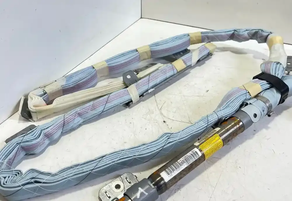 GJ6007015 штора подушек безопасности Lexus IS 220D-250-350 2006
